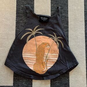 Tiny Whales Tank 🐆